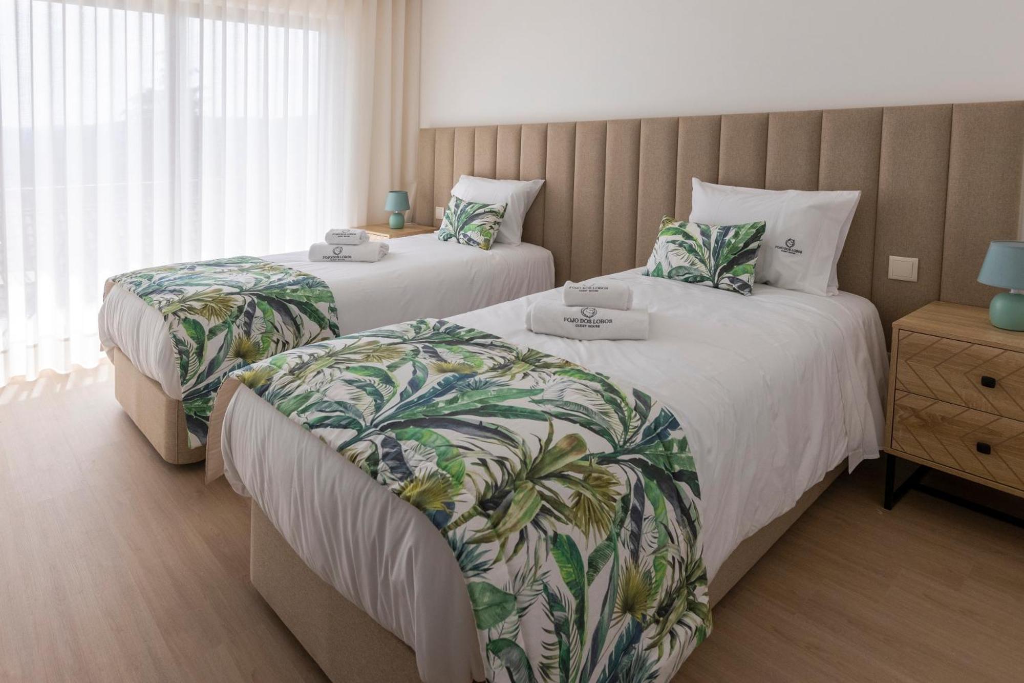 Guest House Fojo Dos Lobos Fafiao Exterior photo